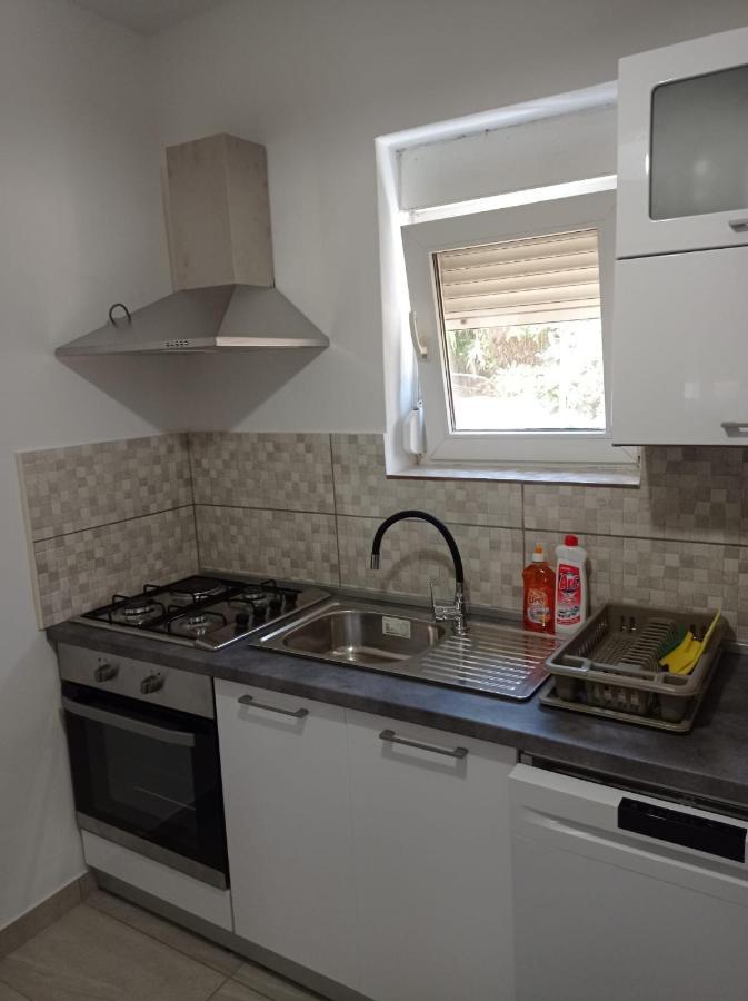 Appartamento Apartman Vesna Pag Pag Town Esterno foto