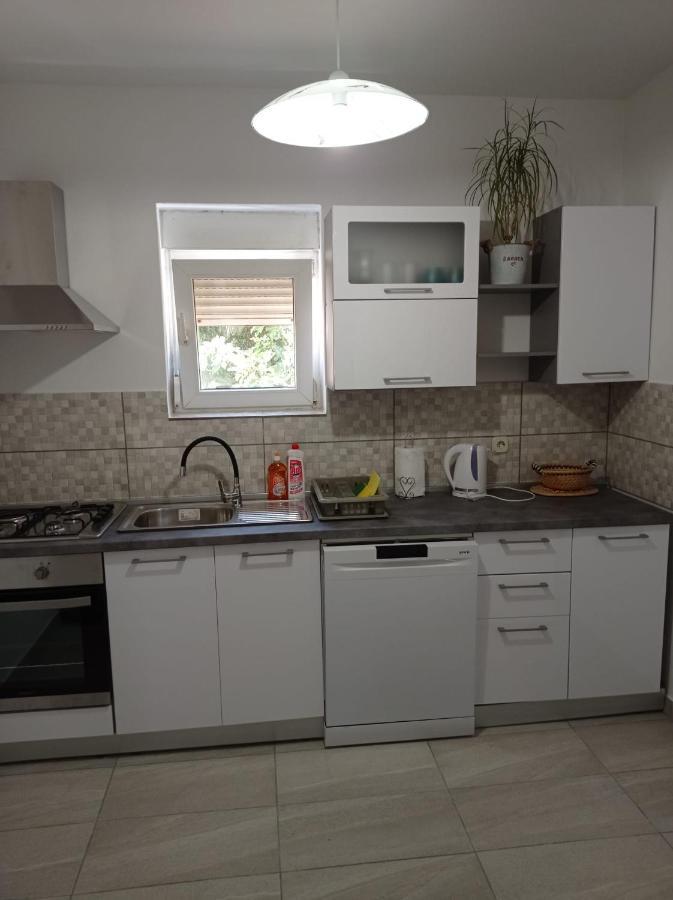 Appartamento Apartman Vesna Pag Pag Town Esterno foto